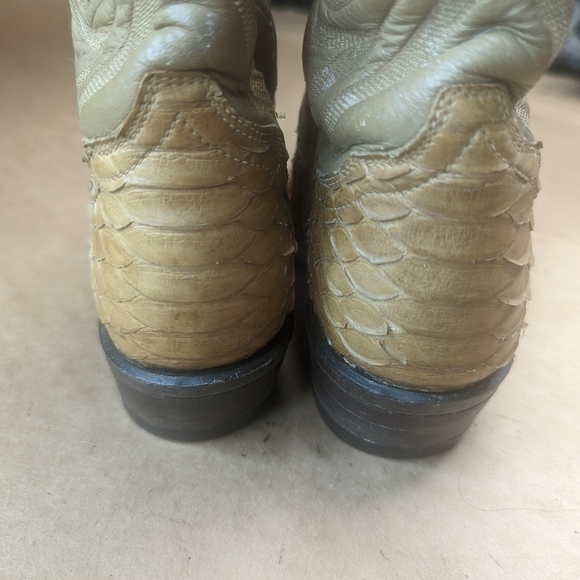 Tony Lama boots Black Label women's sz 4.5B  Exotic Genuine Golden Python Snakes - Picture 8 of 10